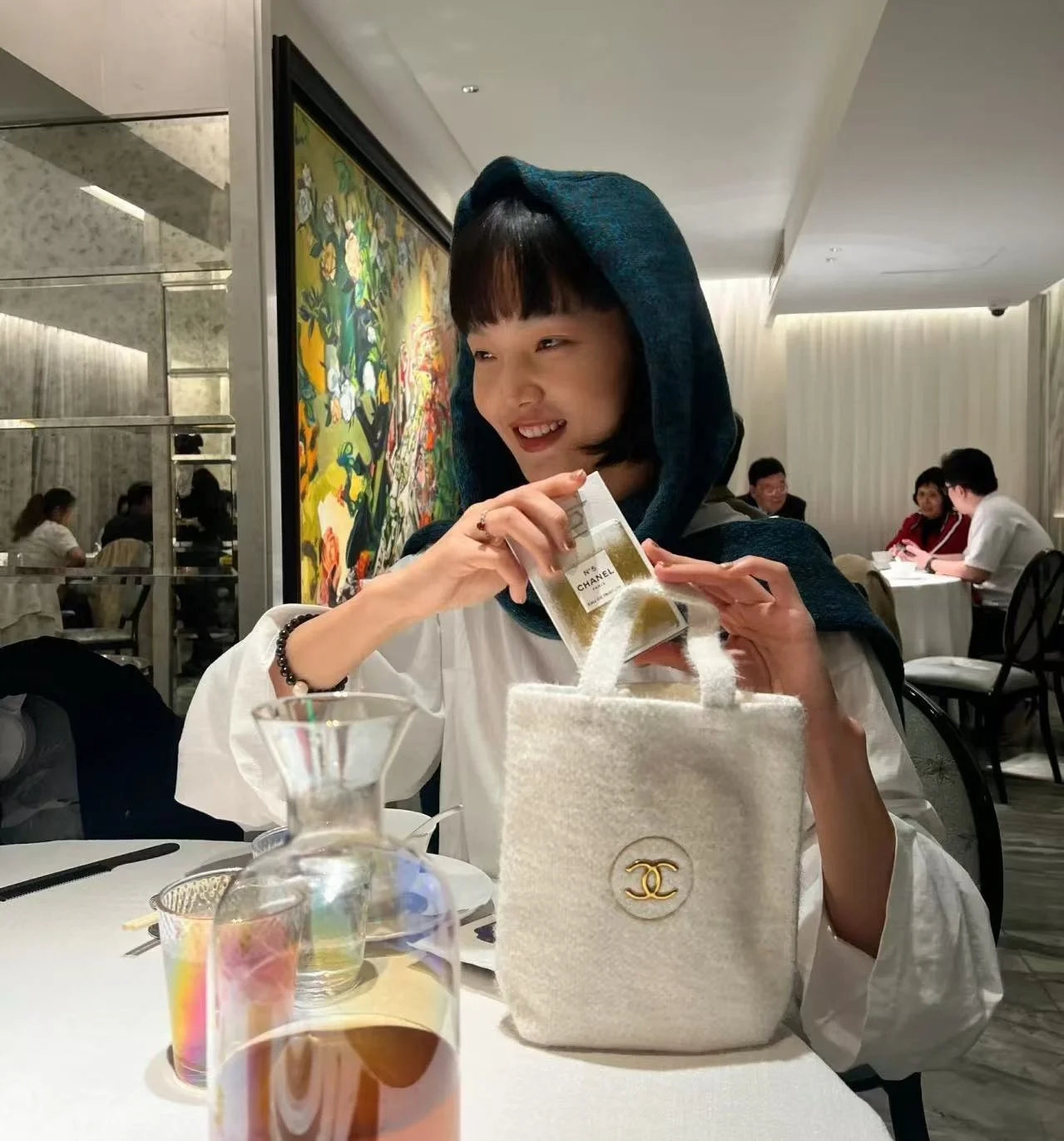 社團限定福利款-CHANEL24聖誕限定毛絨手提小托特包